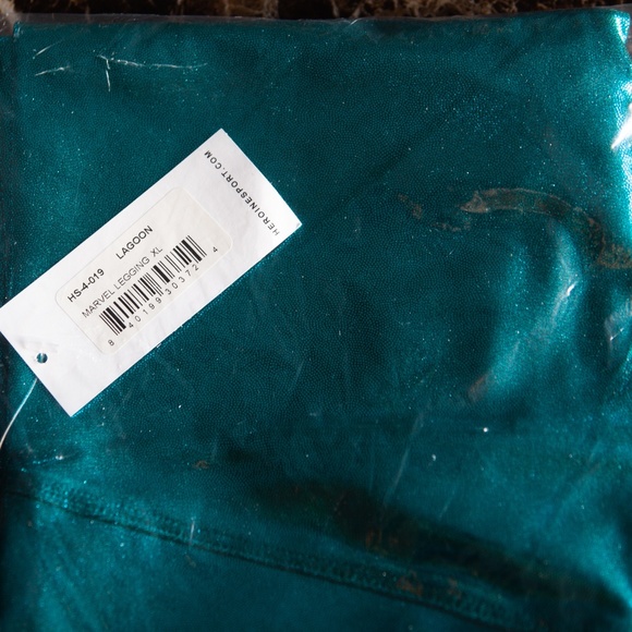 HERIONE SPORT LEGGINGS - NWT - Picture 2 of 3